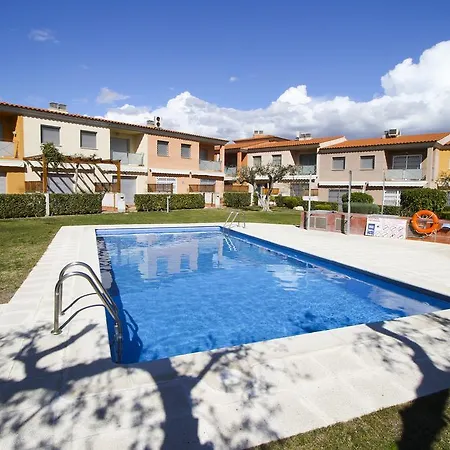 Olivers Planet Costa Dorada Cambrils Exterior photo